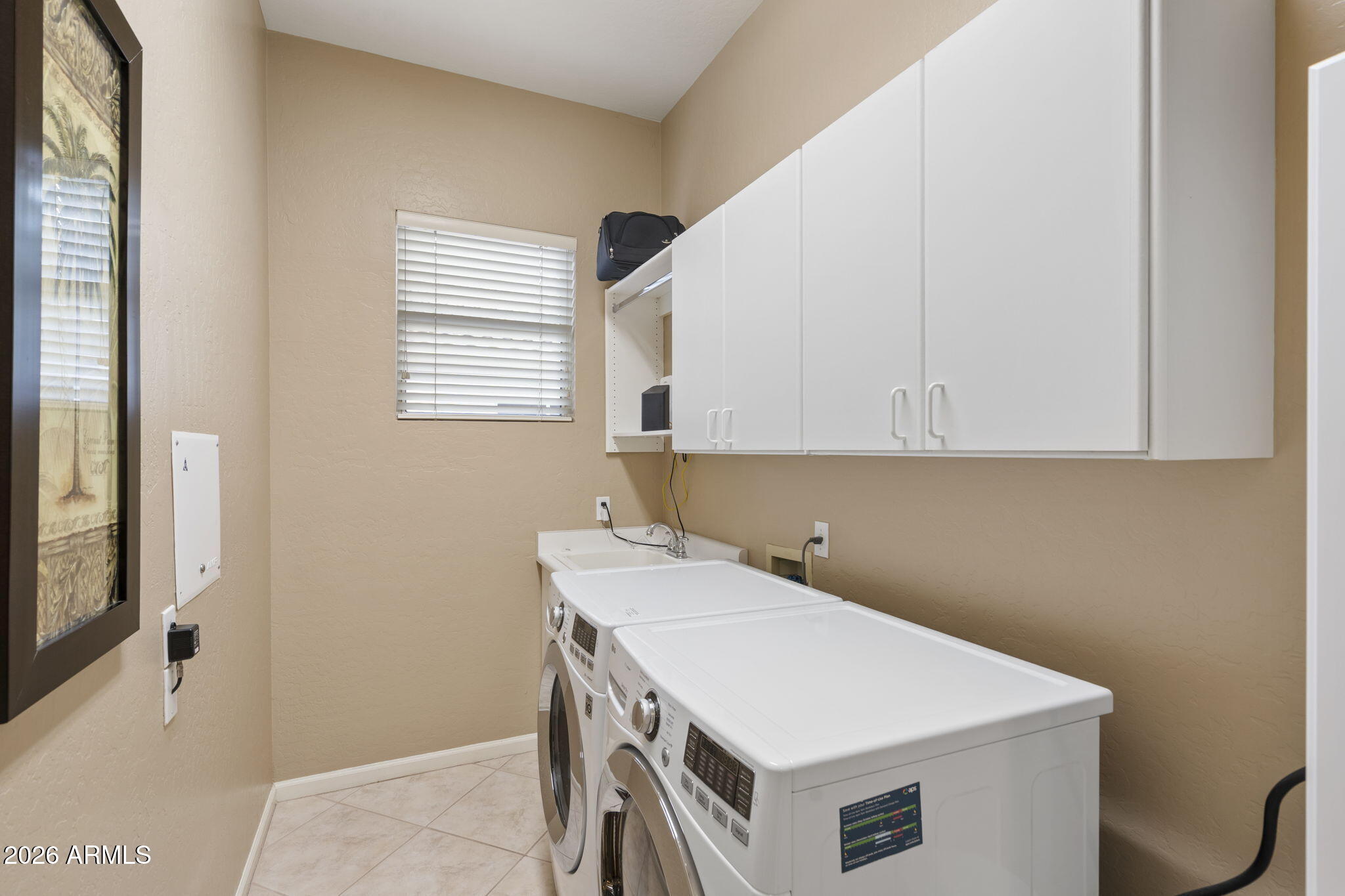 22231 North 55th Street Phoenix, AZ 85054 - Photo 32 of 49 Laundry