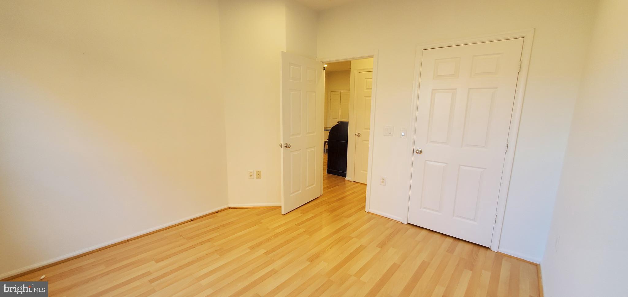 11800 Old Georgetown Road, Unit 1103 Rockville, MD 20852 - Photo 20 of 29 a view of a bathroom