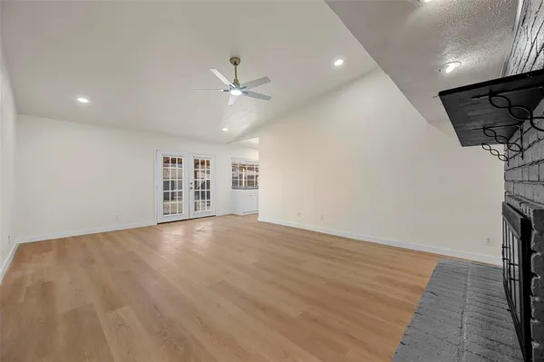 $2,200 | 5117 Shannon Drive, The Colony, TX 75056