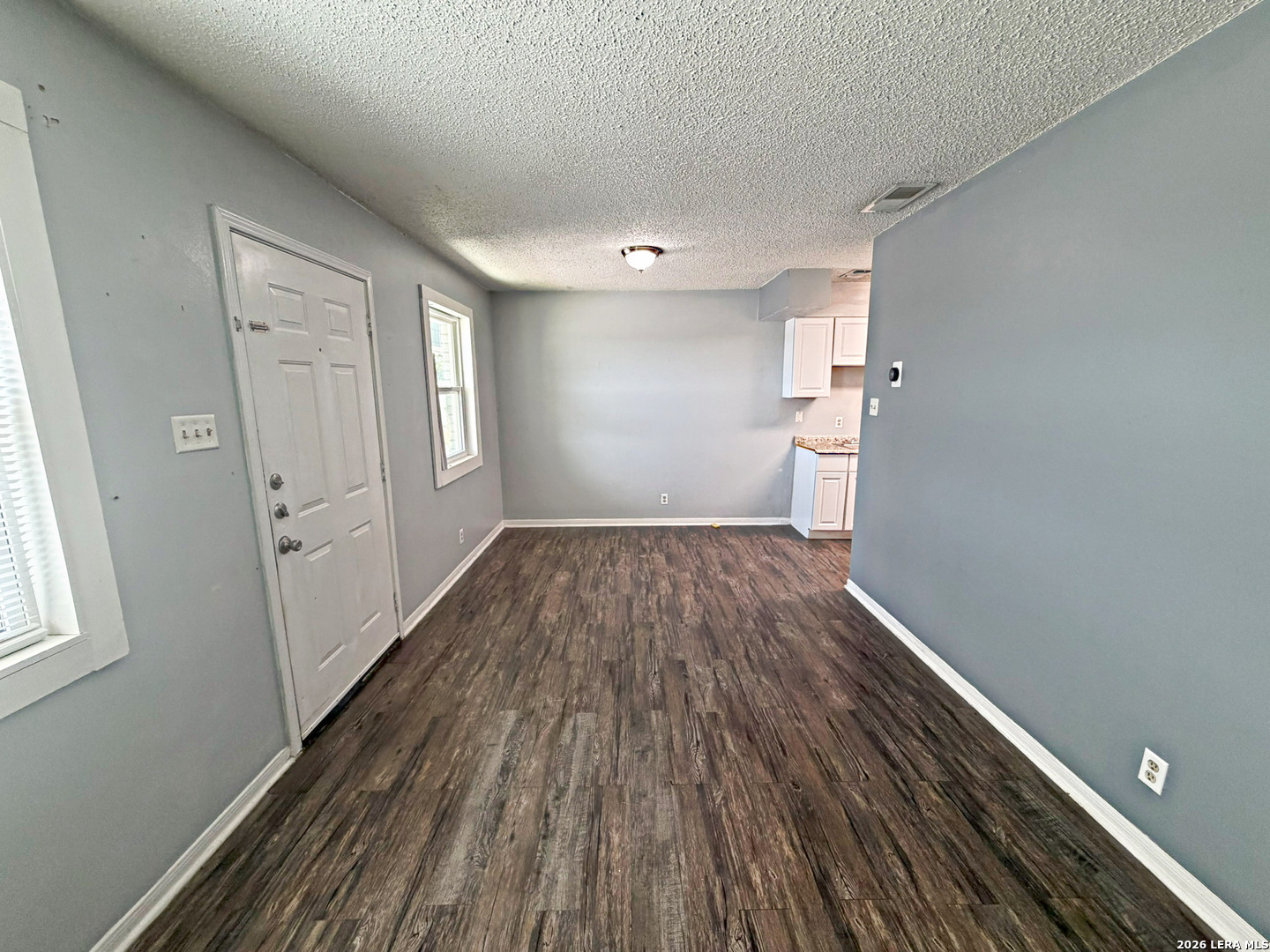 305 Haeckerville Road Cibolo, TX 78108 - Photo 4 of 13 Gallery Image 4