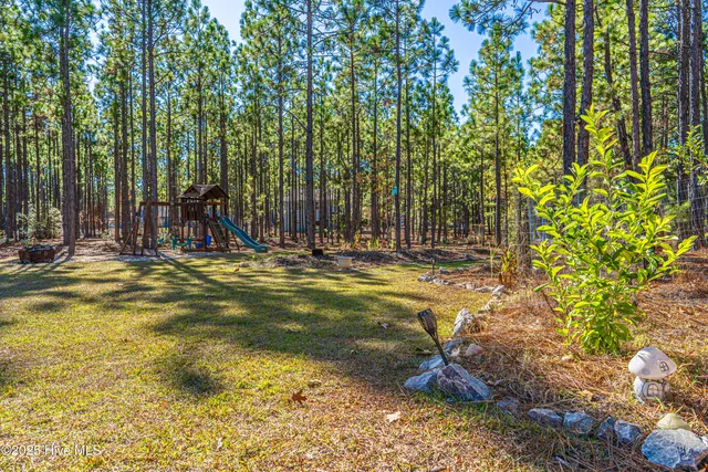 $467,000 | 100 Bexley Court, Seven Lakes, NC 27376