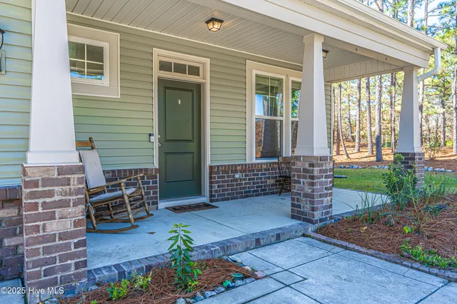 $467,000 | 100 Bexley Court, Seven Lakes, NC 27376