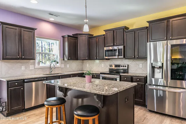 $467,000 | 100 Bexley Court, Seven Lakes, NC 27376