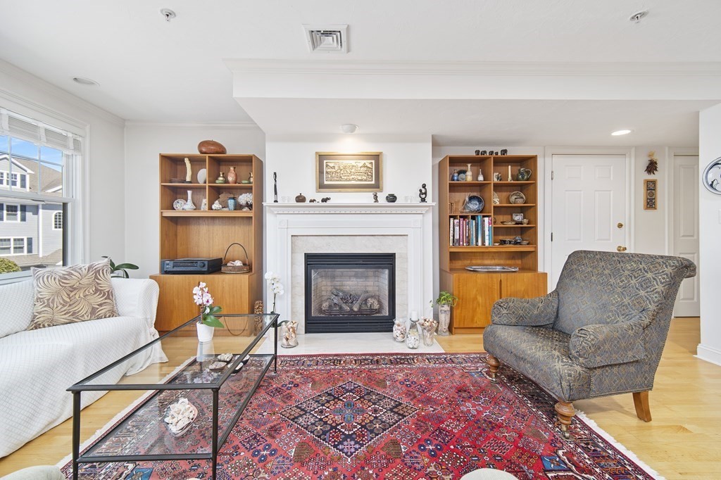 25 Maple Street, Unit C Canton, MA 02021 - Photo 12 of 39