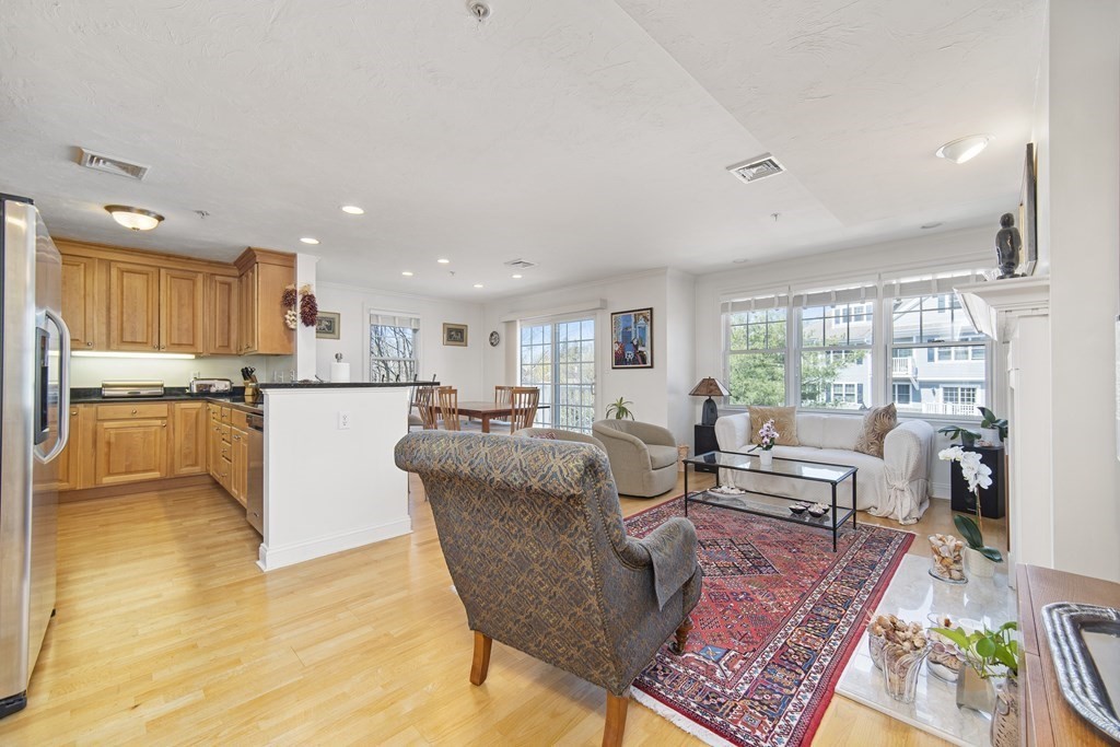 25 Maple Street, Unit C Canton, MA 02021 - Photo 15 of 39