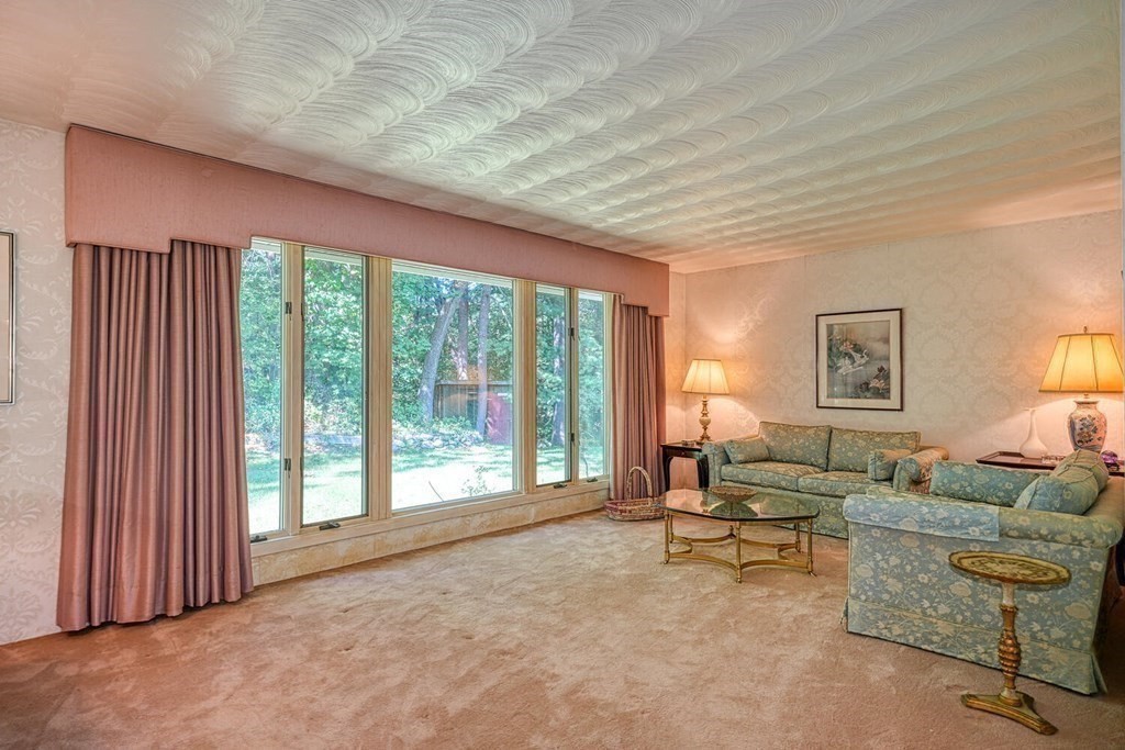 14 Karen Road Framingham, MA 01701 - Photo 18 of 33 Gallery Image 18