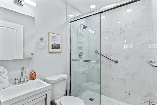 $5,527 | 1800 Northeast 28th Avenue, Pompano Beach, FL 33062