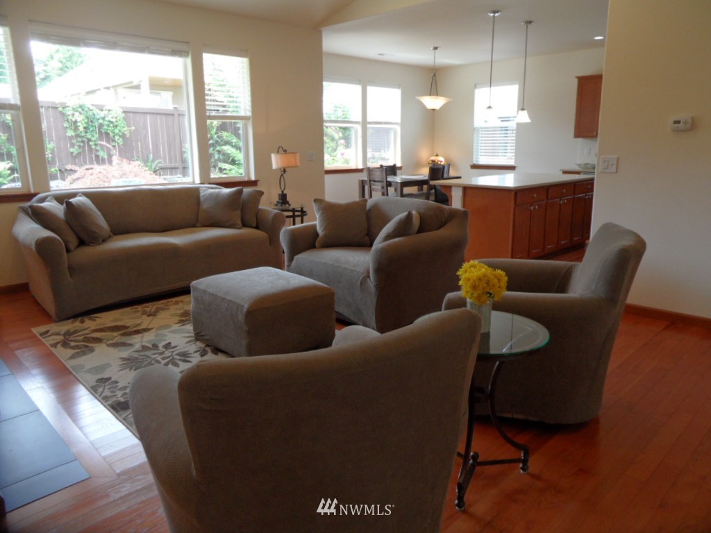 1144 Chestnut Loop Mount Vernon, WA 98274 - Photo 7 of 25 Gallery Image 7