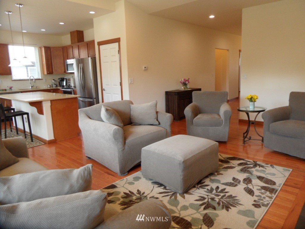 1144 Chestnut Loop Mount Vernon, WA 98274 - Photo 8 of 25 Gallery Image 8