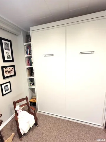 $449,000 | 2753 North Stanford Road, Flora, IL 62839