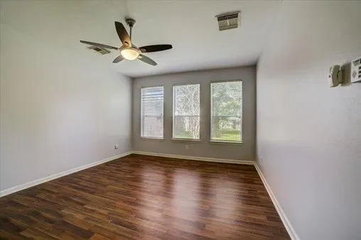 $2,500 | 11406 Lakewood Cove, Houston, TX 77070