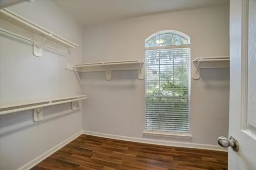 $2,500 | 11406 Lakewood Cove, Houston, TX 77070