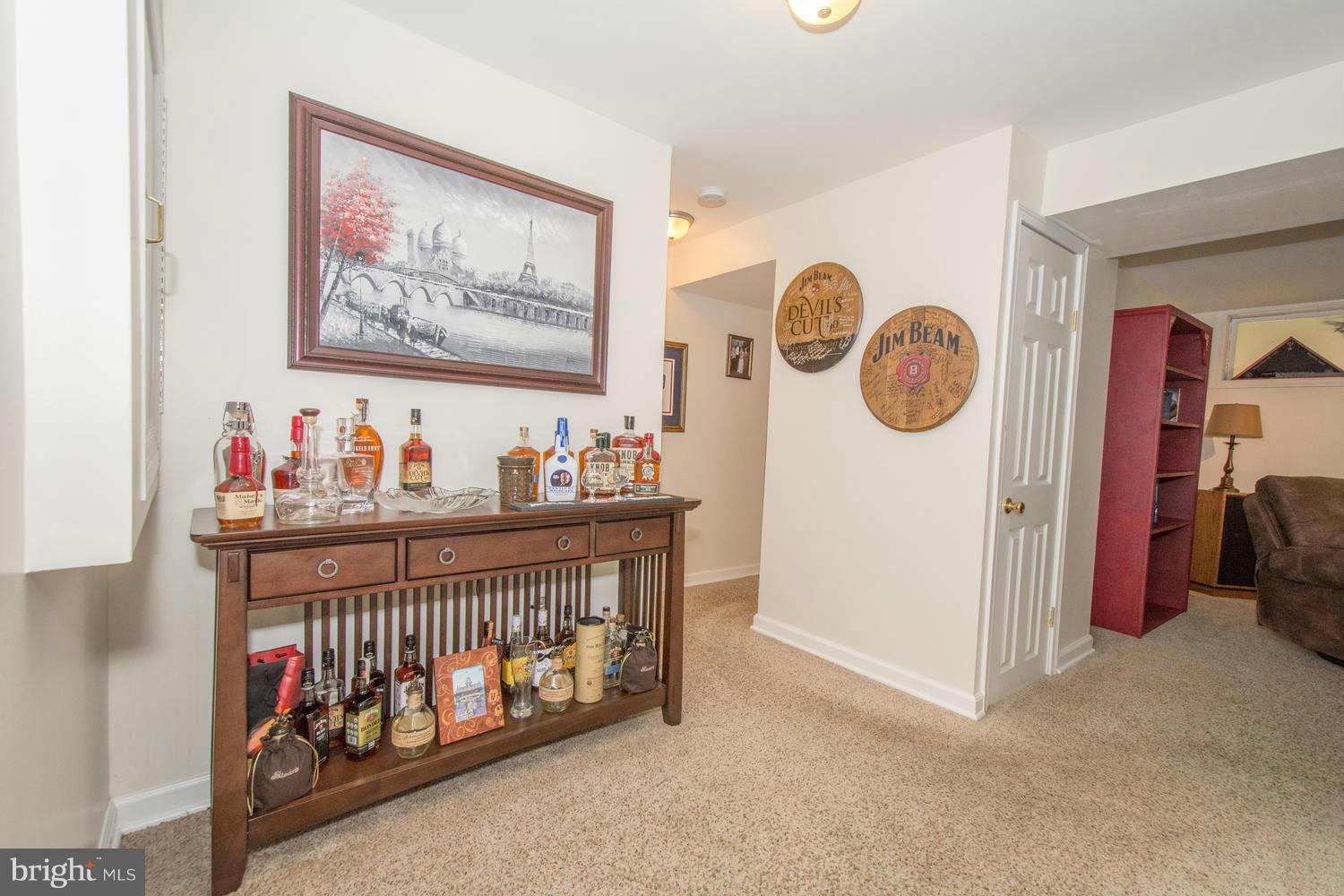 2512 Lodge Farm Road Baltimore, MD 21219 - Photo 18 of 28 Interior (General)