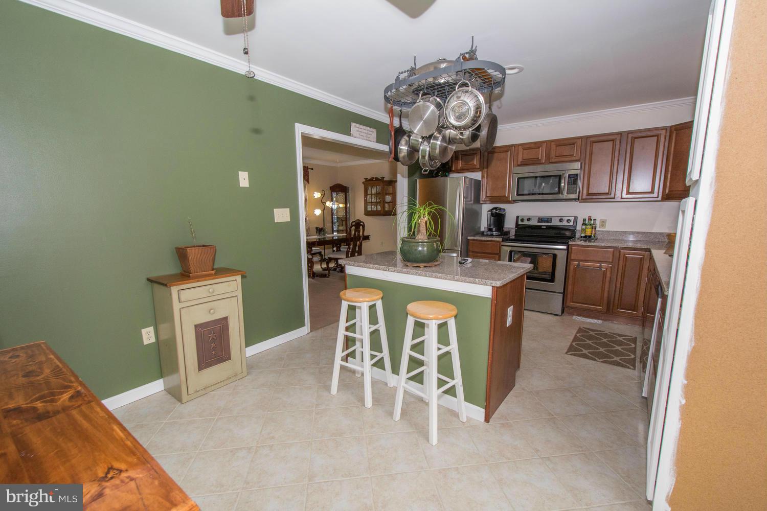 2512 Lodge Farm Road Baltimore, MD 21219 - Photo 8 of 28 Kitchen