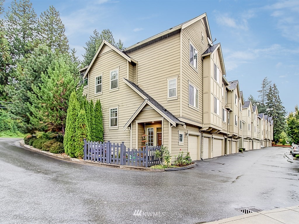 10625 Ross Road, Unit E Bothell, WA 98011 - Photo 1 of 16