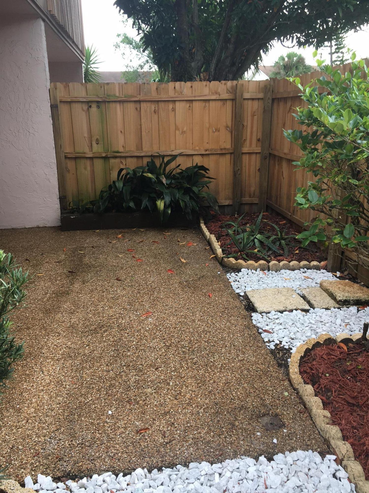 7461 Swallow Run, Unit 46 Winter Park, FL 32792 - Photo 20 of 21 OUTSIDE PATIO