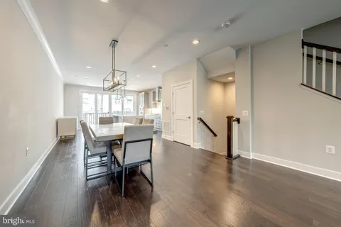 $1,009,999 | 10326 Grosvenor Place, North Bethesda, MD 20852