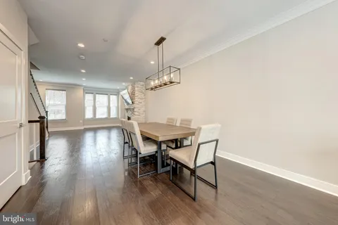 $1,009,999 | 10326 Grosvenor Place, North Bethesda, MD 20852