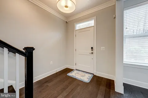 $1,009,999 | 10326 Grosvenor Place, North Bethesda, MD 20852