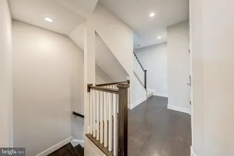 $1,009,999 | 10326 Grosvenor Place, North Bethesda, MD 20852