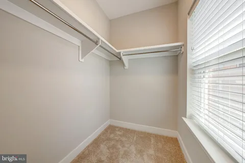 $1,009,999 | 10326 Grosvenor Place, North Bethesda, MD 20852