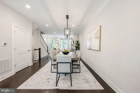 $1,009,999 | 10326 Grosvenor Place, North Bethesda, MD 20852