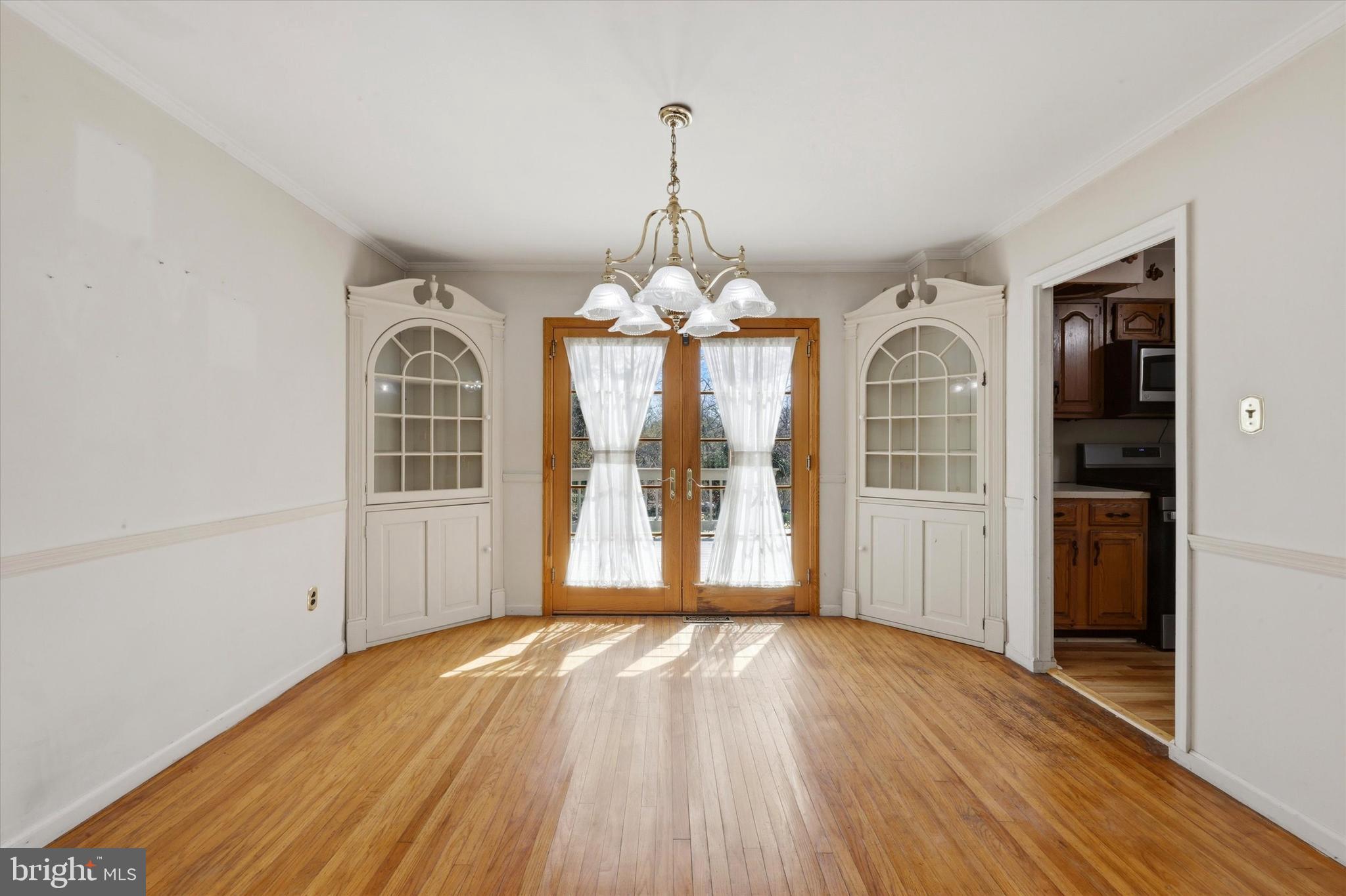 152 Fox Road Media, PA 19063 - Photo 5 of 25 Dining Room
