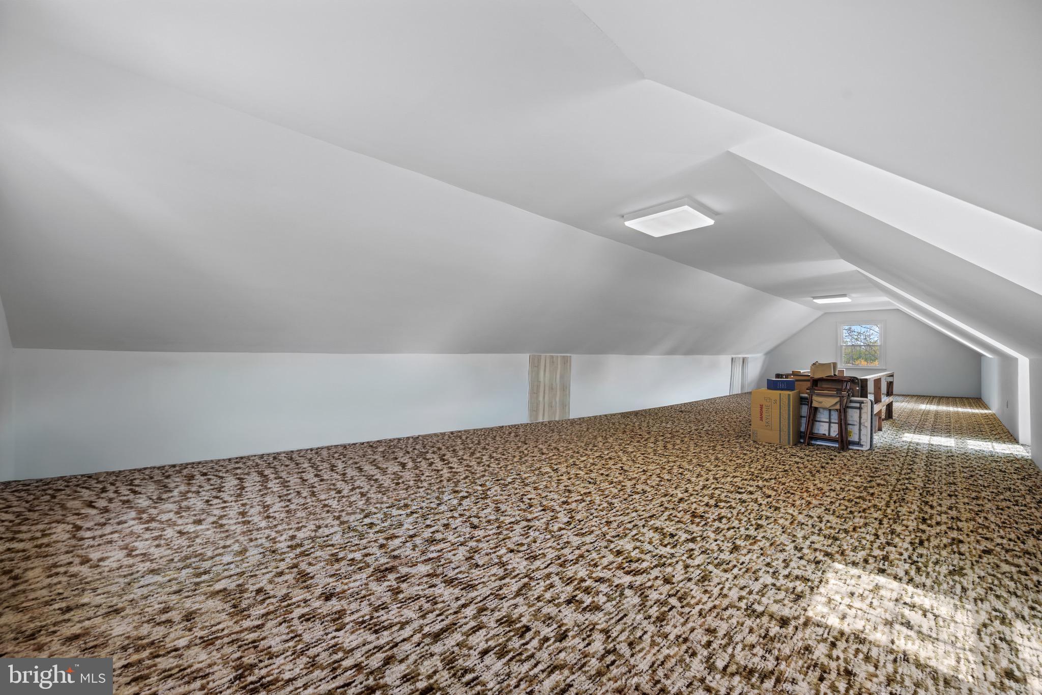 13707 Killarney Court Phoenix, MD 21131 - Photo 38 of 54 Massive upper level 2