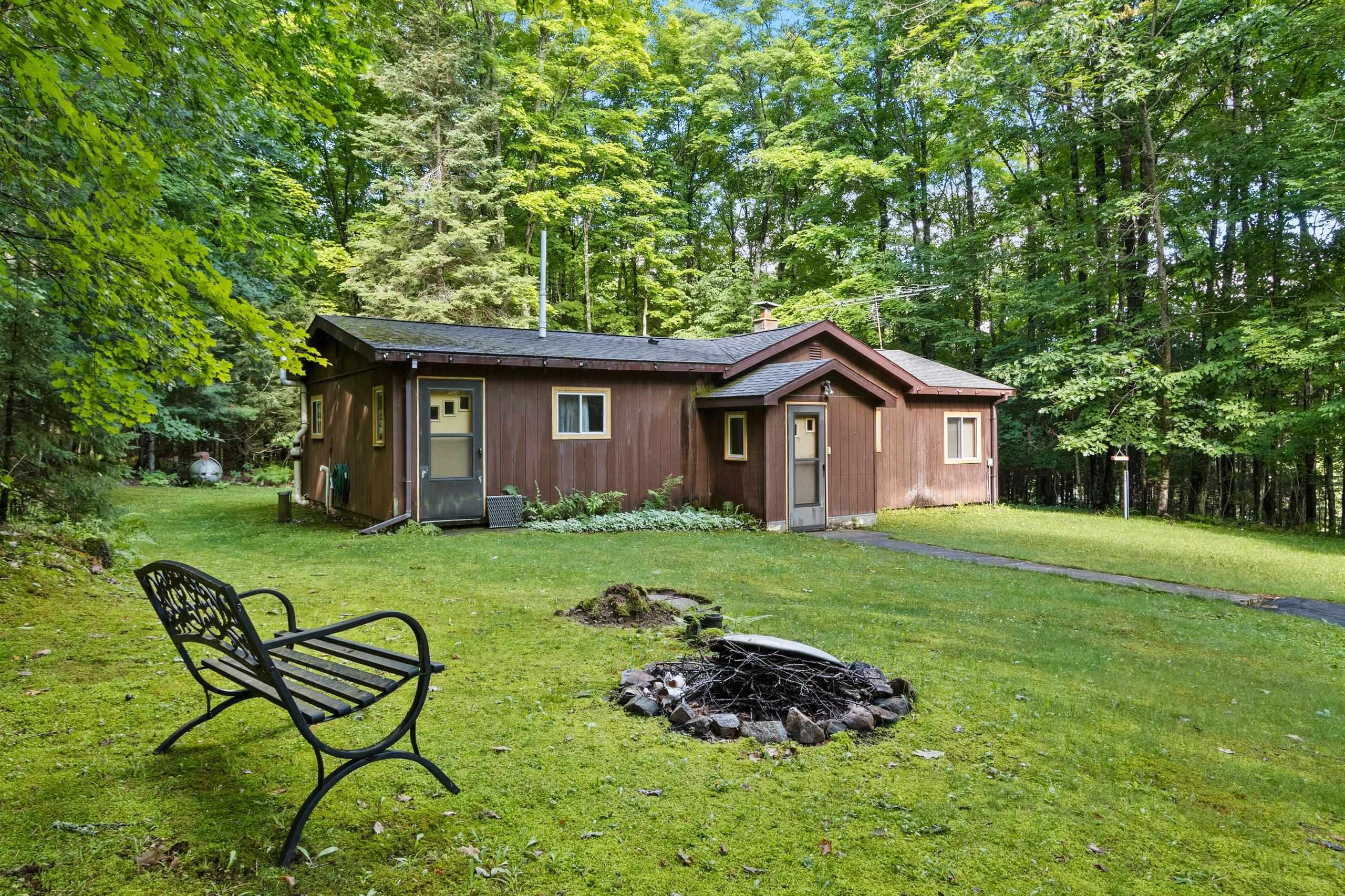 11339 Old 8 Road Crandon, WI 54520 - Photo 4 of 58