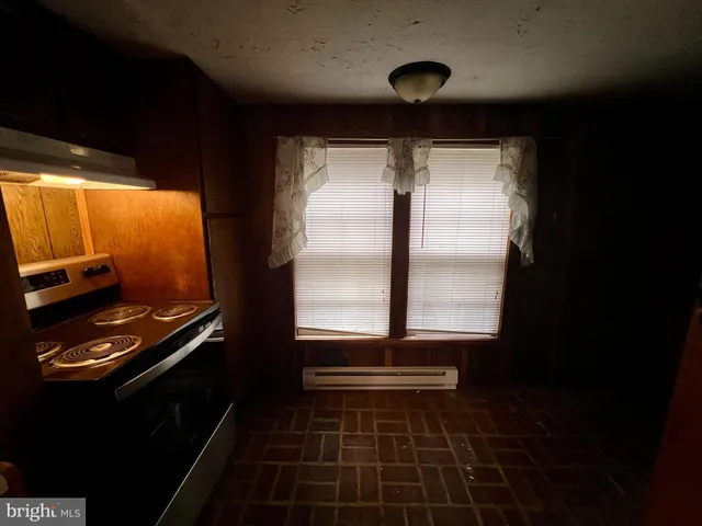 $1,050 | 632 Hanover Street, New Oxford, PA 17350