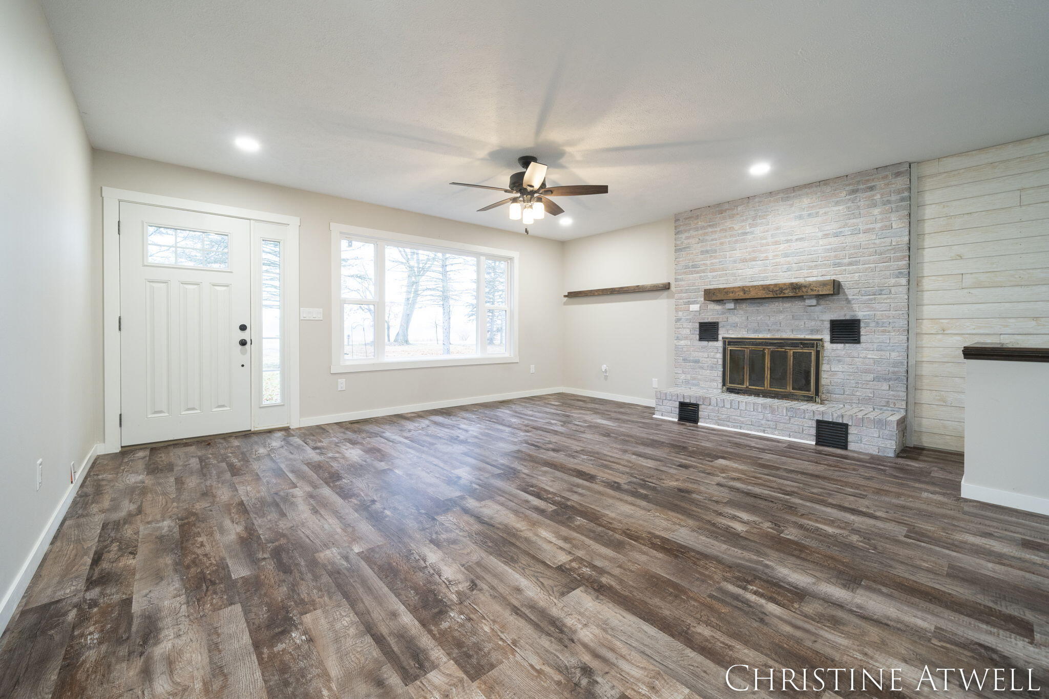 1331 South Perkey Road Charlotte, MI 48813 - Photo 4 of 39 4-web-or-mls-1331-s-perkey-rd