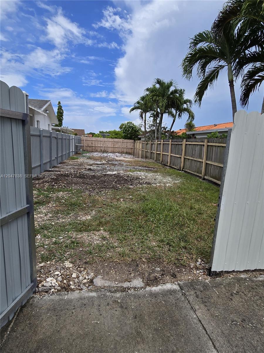 13470 Southwest 24th Street Miami, FL 33165 - Photo 19 of 19