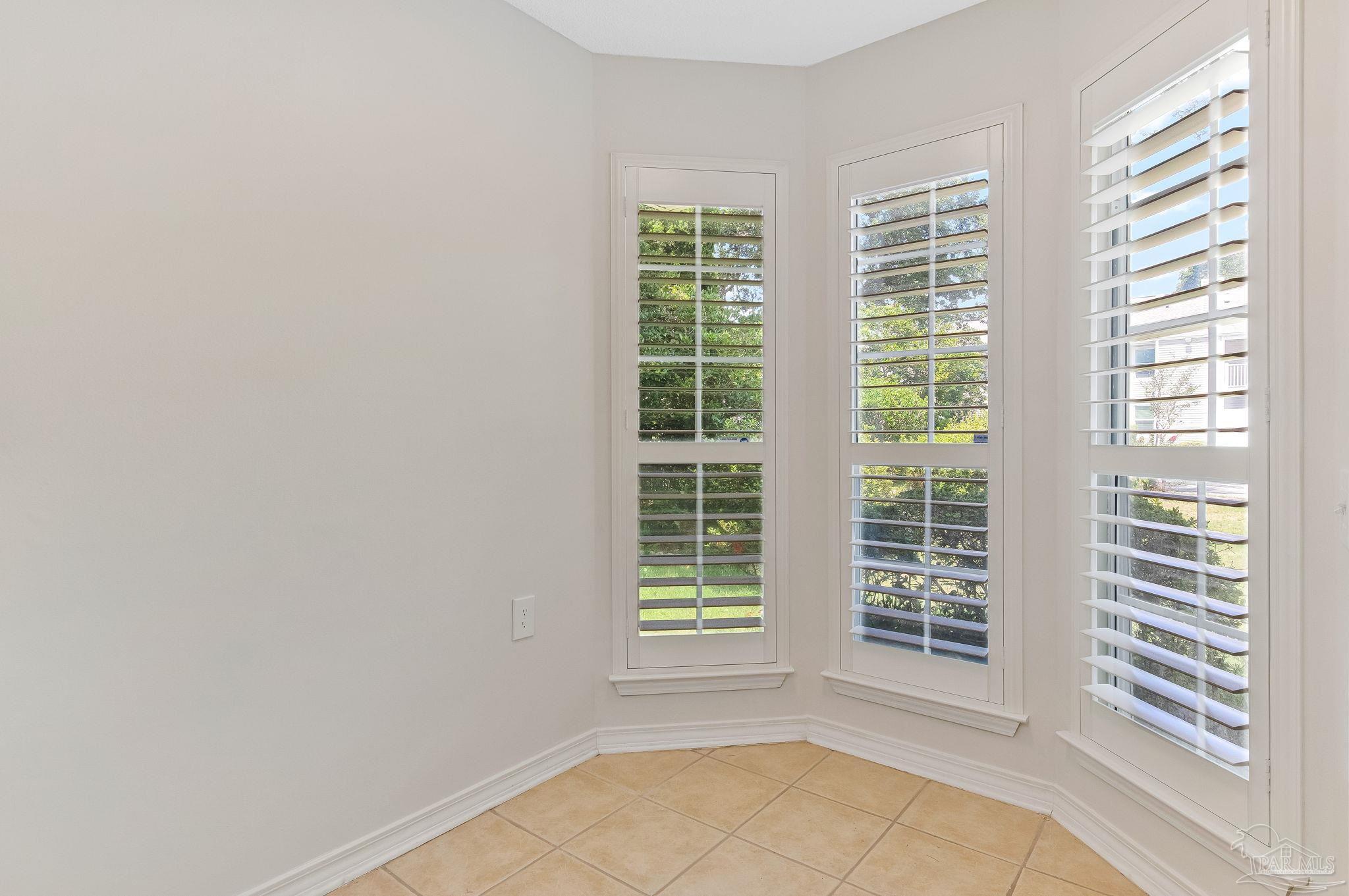 1344 Sunrunner Road Pensacola, FL 32504 - Photo 11 of 65 Gallery Image 11