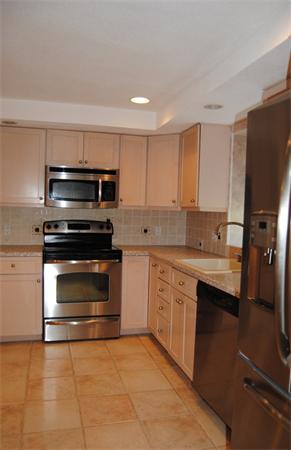 151 Shaw Farm Road, Unit 151 Canton, MA 02021 - Photo 2 of 21 Gallery Image 2