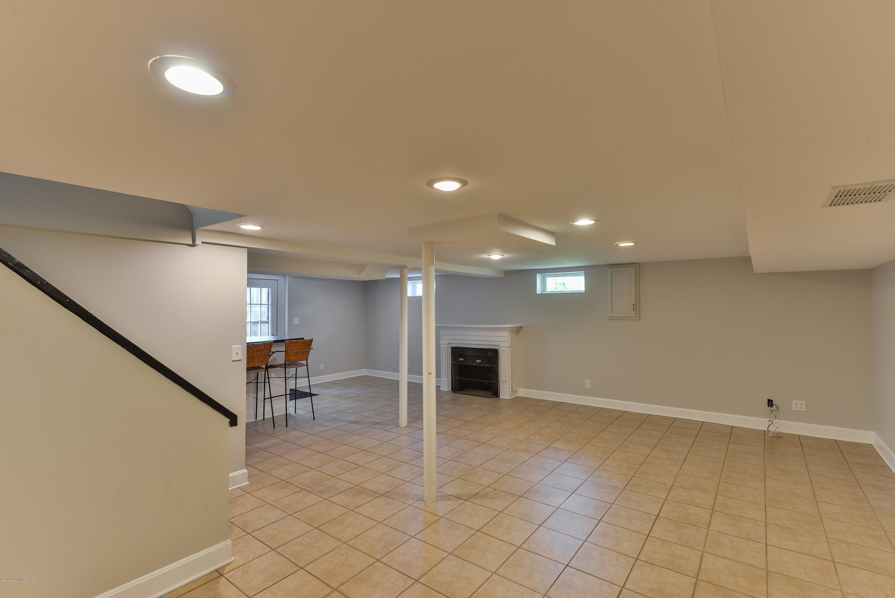 4507 Blenheim Road Louisville, KY 40207 - Photo 27 of 35 037 - 20200501-5616