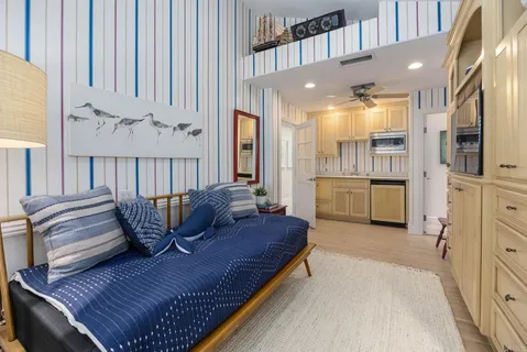 $4,350,000 | 33631 Halyard Drive, Dana Point, CA 92629