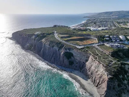 $4,350,000 | 33631 Halyard Drive, Dana Point, CA 92629