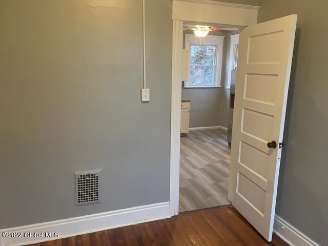 2337 16th Street, Unit 2 Troy, NY 12180 - Photo 16 of 31 thumbnail_IMG_1054
