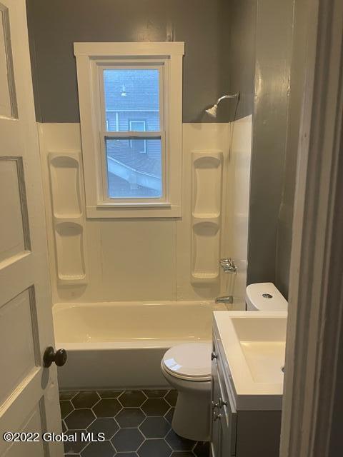 2337 16th Street, Unit 2 Troy, NY 12180 - Photo 27 of 31 thumbnail_IMG_1049