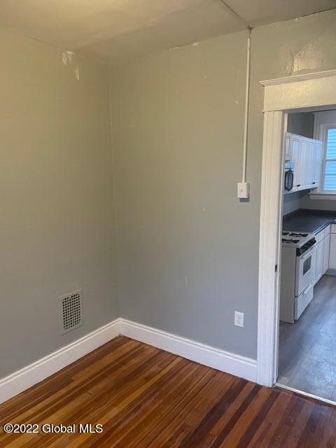 2337 16th Street, Unit 2 Troy, NY 12180 - Photo 10 of 31 thumbnail_IMG_1034