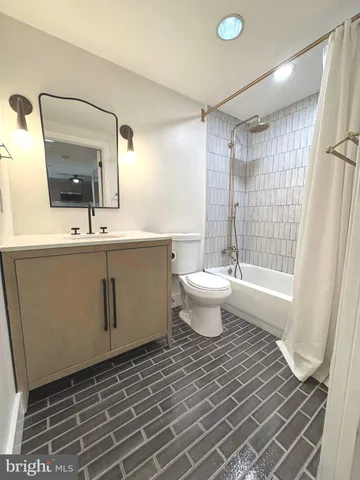 $2,500 | 777 7th Street Northwest, Unit 322, Washington, DC 20001