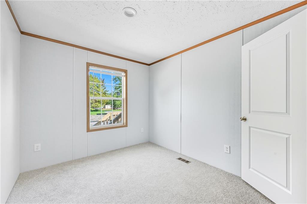 69 South Summit Road, Unit 204 Greenville, PA 16125 - Photo 37 of 49