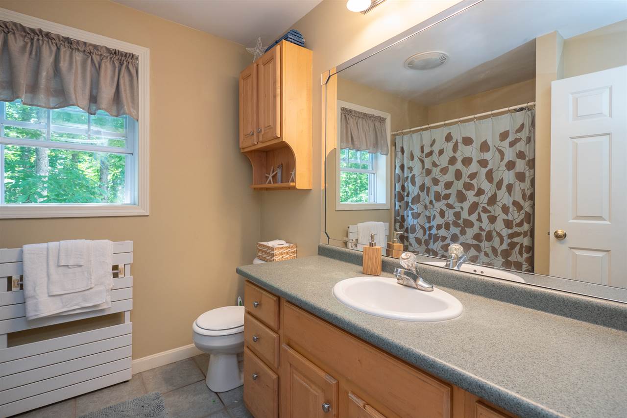 1 Fox Run Road Nottingham, NH 03290 - Photo 21 of 40