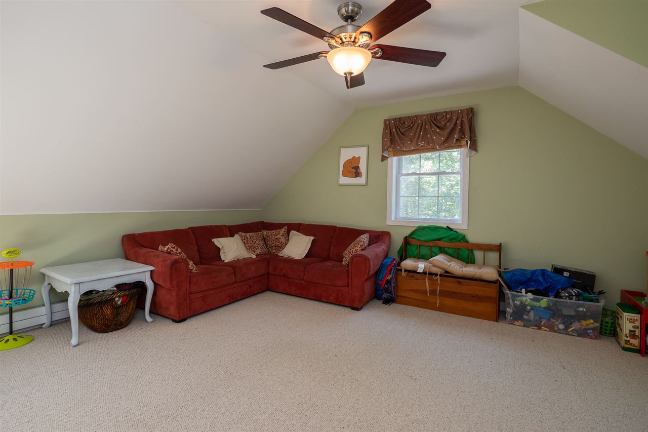 1 Fox Run Road Nottingham, NH 03290 - Photo 27 of 40
