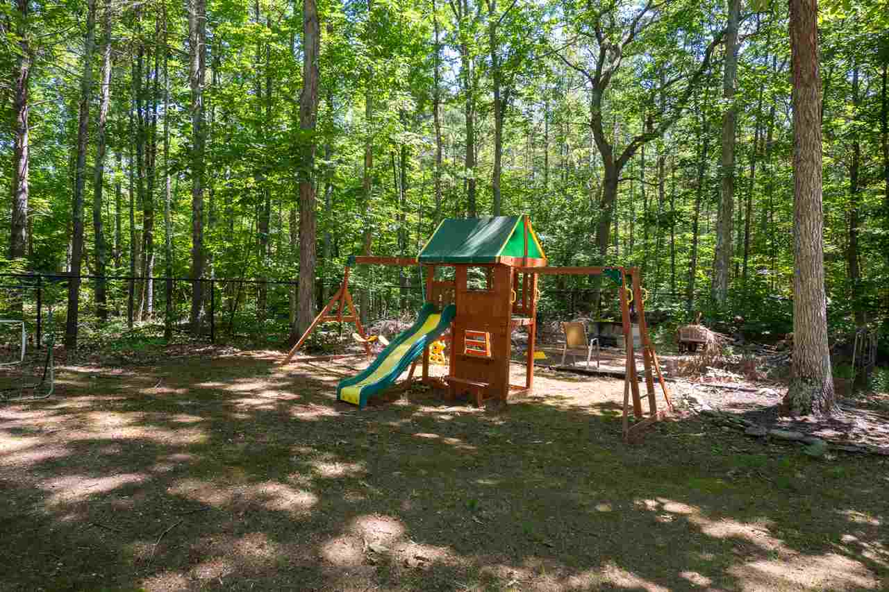 1 Fox Run Road Nottingham, NH 03290 - Photo 36 of 40