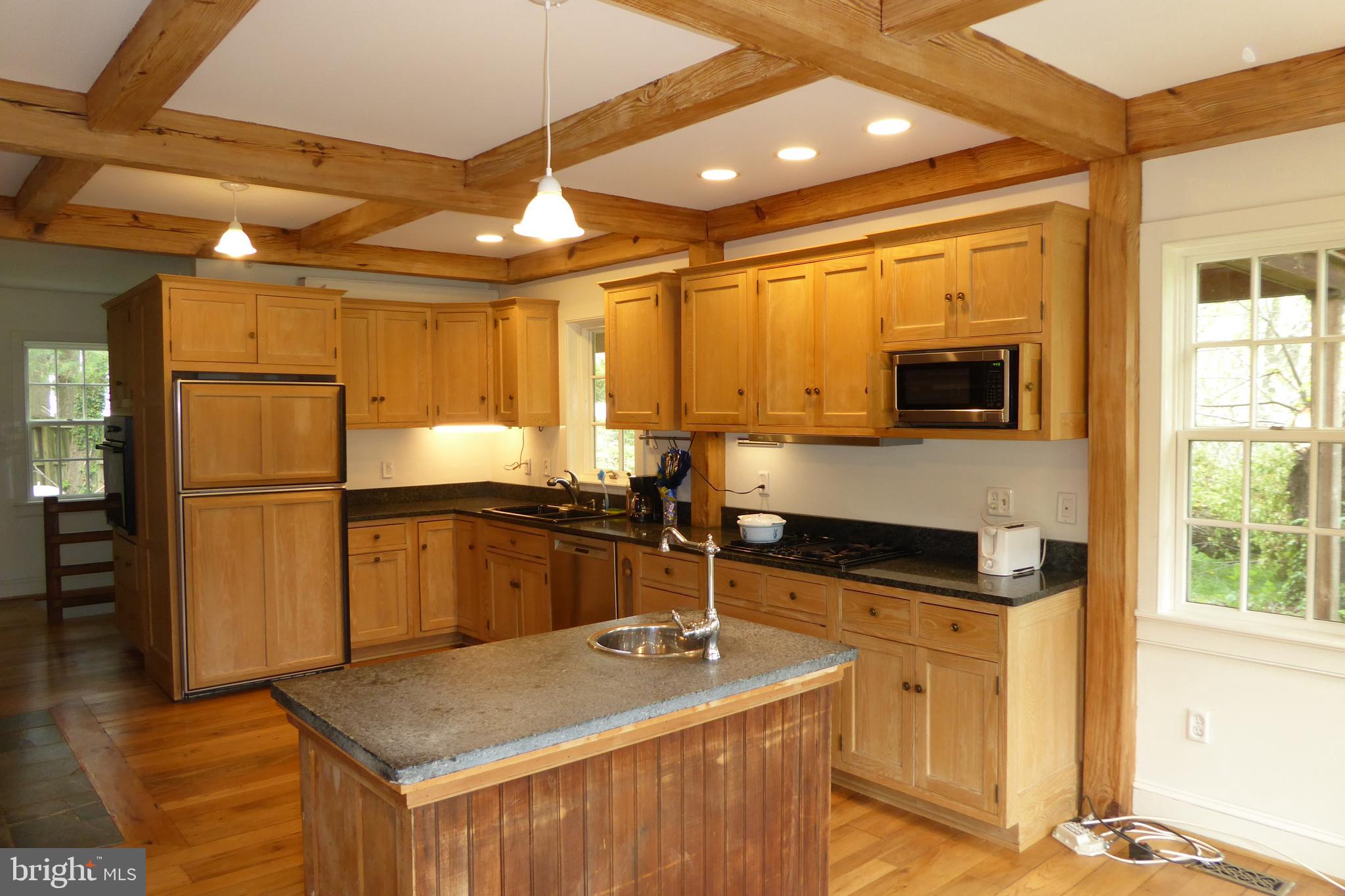 5320 Olney Laytonsville Road Derwood, MD 20855 - Photo 6 of 35 Most charming kitchen in the world!