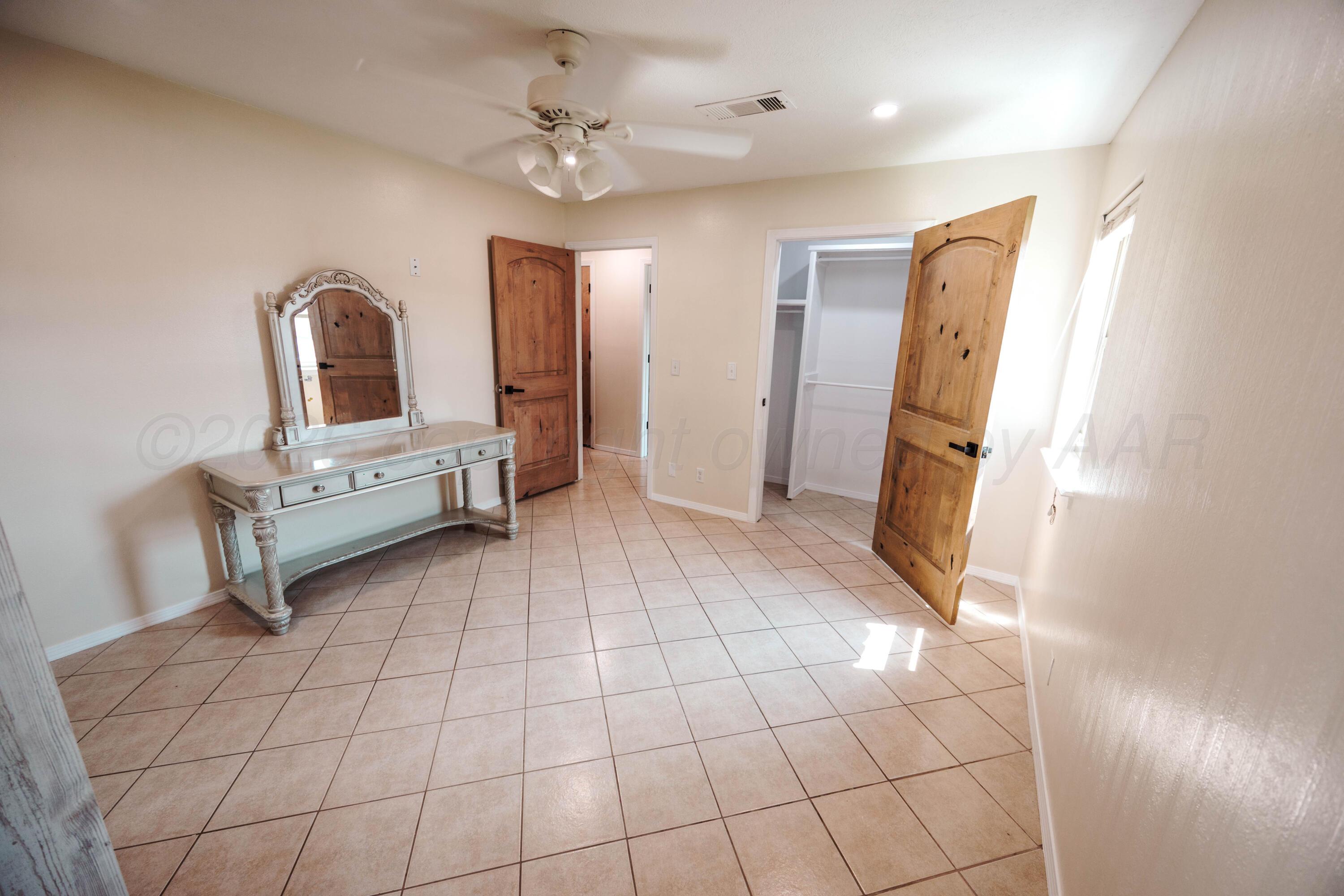 2009 Southwest 19th Avenue Perryton, TX 79070 - Photo 26 of 49 bedroom 2