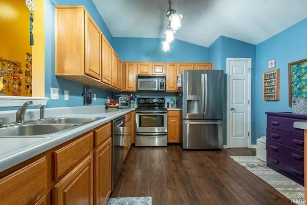 $239,900 | 3707 East Barrington Drive, Unit 305, Bloomington, IN 47408
