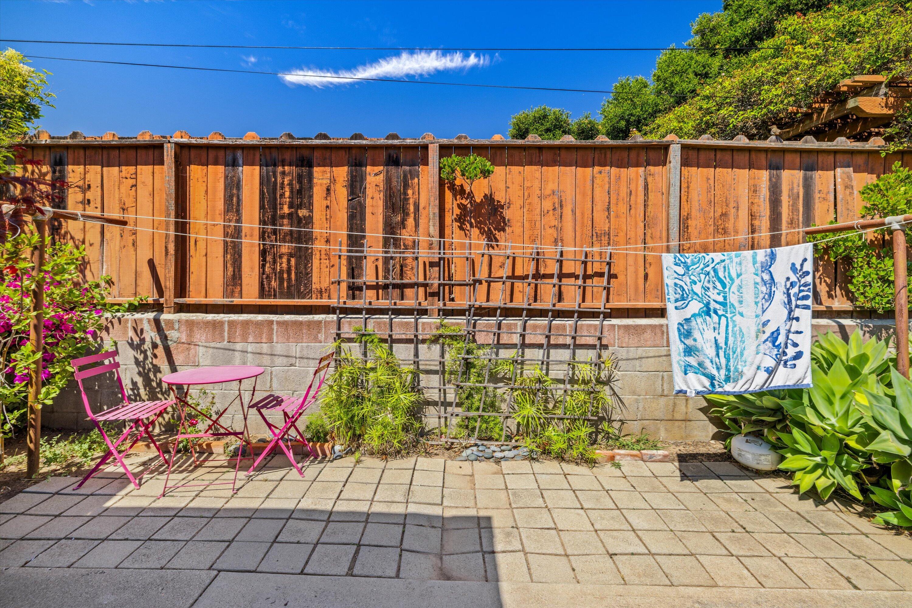 233 West Quinto Street Santa Barbara, CA 93105 - Photo 15 of 18 Exising tenant patio spaces