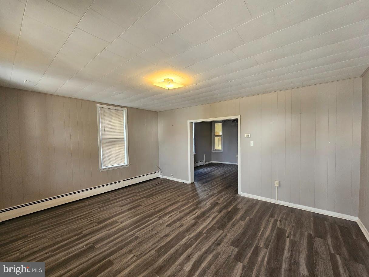69 North Water Street Lititz, PA 17543 - Photo 3 of 14 Welcoming living room.